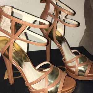 Michael Kors Shoes - Michael Kors Heel Michael Kors Shoes - Michael Kors Heel